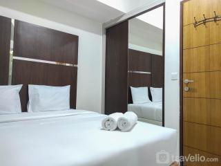 Chic and Cozy 2BR at Vida View Apartment By Travelio - 3
