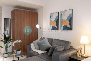 Relaxing Stu in Oasis Masdar City - 2