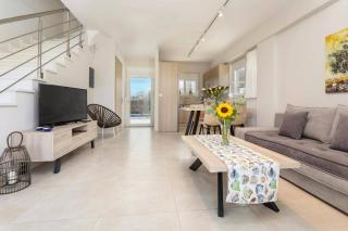 Villa Vilenia Anemelia by Villa Plus - 7