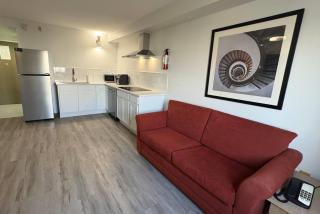 Ramada by Wyndham Miramichi New Brunswick - 8