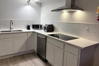 Ramada by Wyndham Miramichi New Brunswick - 7