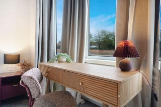 Modern 4BR Home with Easy Access to Town and Station - 6