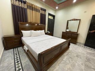 Castle Guest House - 4