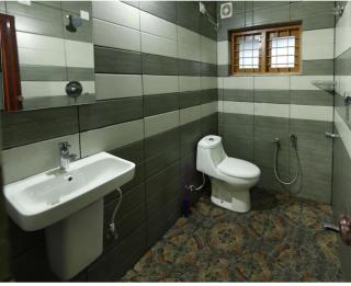 Golden cypress service apartment with pool - 1