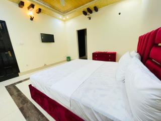 Castle Guest House - 6