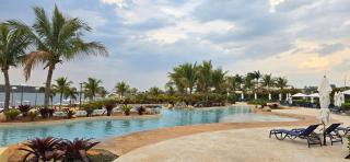 Mansão com estrutura para festas e banquetes - 6