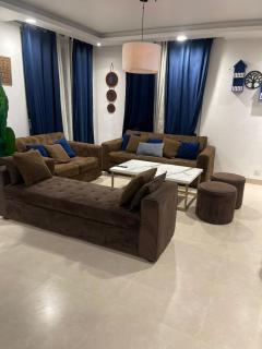 Gold Crest Luxury and Modern Apartments - 6