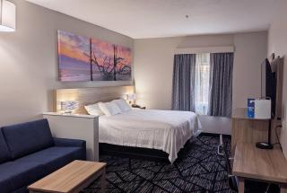 Days Inn & Suites by Wyndham Augusta Near Fort Eisenhower - 4