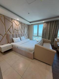 Gold Crest Luxury and Modern Apartments - 1
