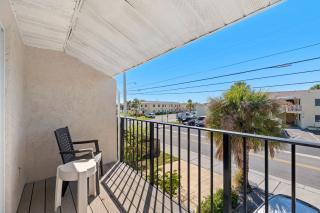 7904 Ridgewood Ave - 4