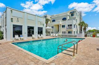 Royal Mansions 2301 - 8