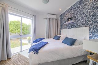 Cousins Cove Strand - Cape Town - 3