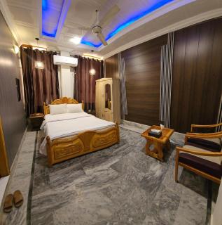 ALMAS HOTEL Best Hotel in swat - 1