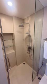 FAMILY HOMES Cozy One bedroom Apartment - 3