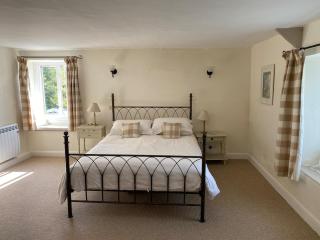 A hidden gem with sea views - 3
