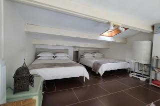Duplex apartment facing the port - 8