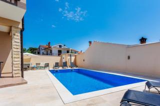 Holiday Home Fulia with pool - 9