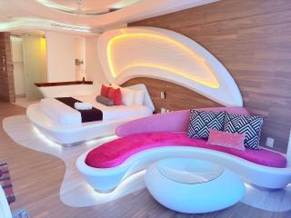 Luxury Beachfront Escape at The Carmen Hotel - 5