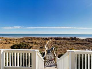 Casa Mia Oceanfront 6BR • All En-Suite • Private Walkway to Sand • Sleeps 24 - Myrtle Beach - 6