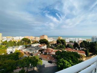 Moderno Apartamento con Vistas al Mar -Benalmadena - 7