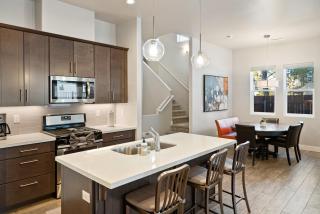 Pinnacle Pines Forest Views Modern Home with EV Charger Direct Trail Access - 1