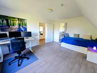 3 Zimmer-Wohlfühl-Oase mit Balkon-Lounge & Office - 5