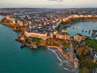 Rooftops - 1 Bedroom Apartment - Tenby - 7