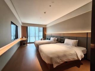 JI Hotel Zhuhai North Railway Station Beizhan Baolongcheng Shopping Center - 5