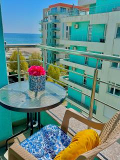 Acqua Santa 66 Summerland Apartments - 7