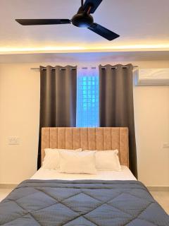 Lavish Landmark - 5