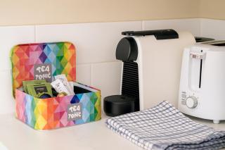 Coastal Escape Apartments Surfers Paradise - 2