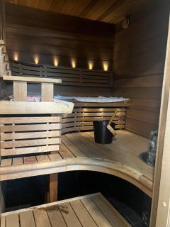 Spacious detached house - 9