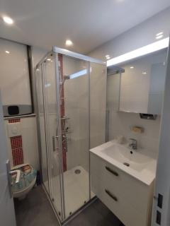 A balcony overlooking the marina - 3