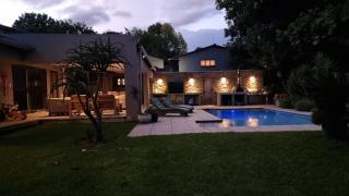 Luxury Solar Home - Pool, Pizza Oven & Garden - 0