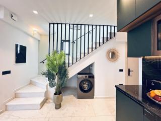 Arilena Exclusive Villa - 4BR with Private Pool by VillaManagers - 1