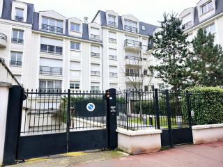 Beautiful luxury apartment - Porte de Paris - Charenton-le-Pont - 2 Chambres - 9