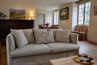 Beautiful 250 m2 house in the center of Carteret - 3