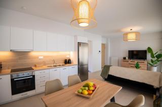 Solaya Beachfront Urban Suites with Hot Tub - 6