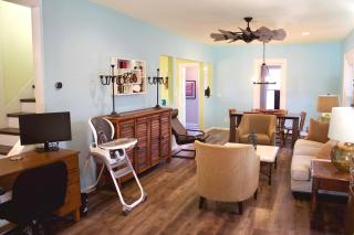 Meadow View at Chautauqua Lake • 1.5 Acres • Sleeps 10 - 9