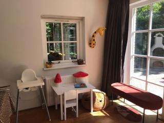 Luxury Private Home in Quiet Area - 2