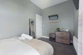 NEW! 2BR in Darlington - 3