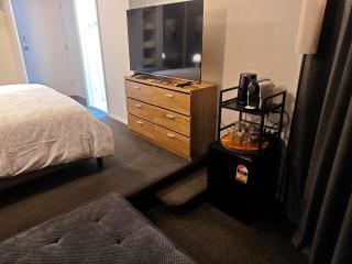 Family Guest Suite, 8-min to Airport - 6