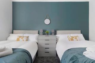 Charming 3BR in Blyth - 4
