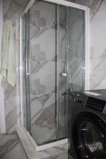 Modern 1BR Minutes from the Tourist Centre, wifi F - 1