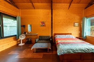 Golden Leather Carving Studio - 6