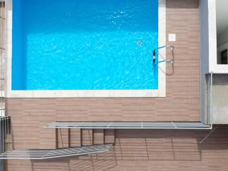 Bright 2-bdr apt, Cidadela, rooftop pool - LCGR - 1