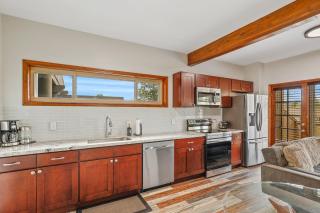 Mountain Oasis Stunning Views Renovated Condo Near Flagstaff Attractions - Flagstaff - 4
