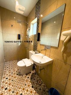 Tokiyo Suites Hotel - 3