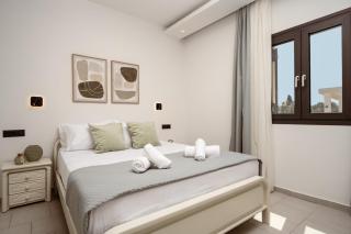 Mira Premium House - Serenity Escape in Kalamaki by Villa Mana Gers - 2