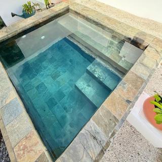 oisillons cocooning sur FDF, avec petite piscine privative - 9